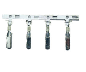 Push Pull Auto Wire Connectors 8240-4422 UL94 V-0 Easy Installation Tin Post